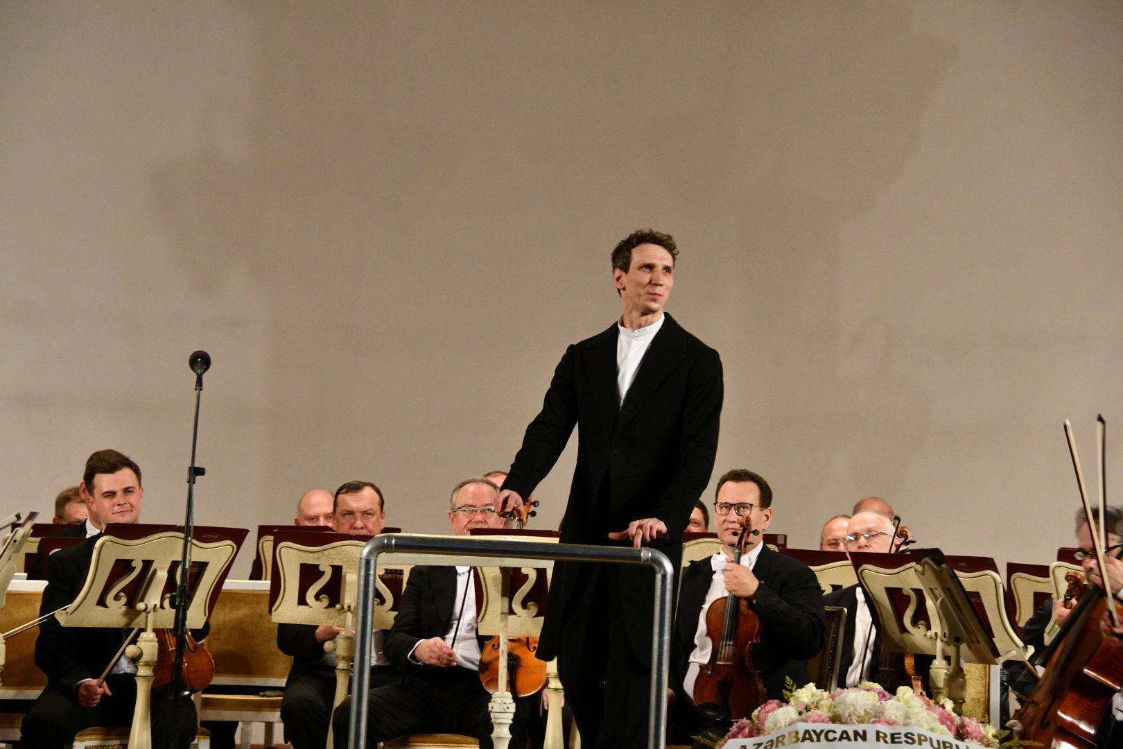 Slider Image 1