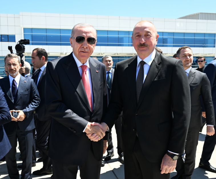 President Ilham Aliyev arrives in Türkiye for working visit [PHOTOS/VIDEO]