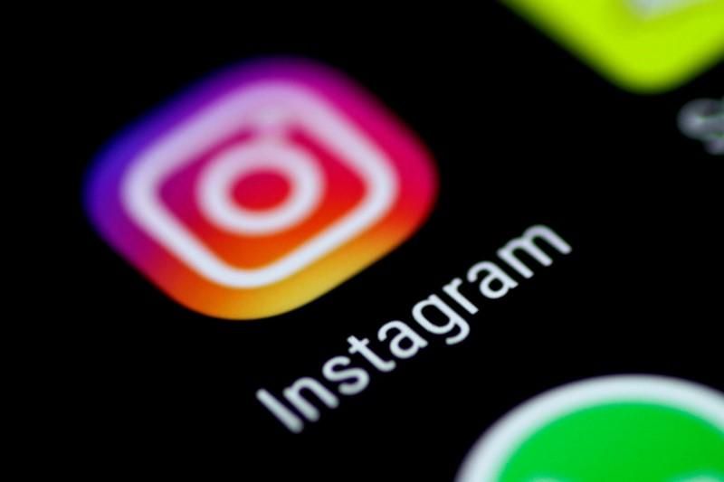 Australian trial says tech for social media teen ban can work