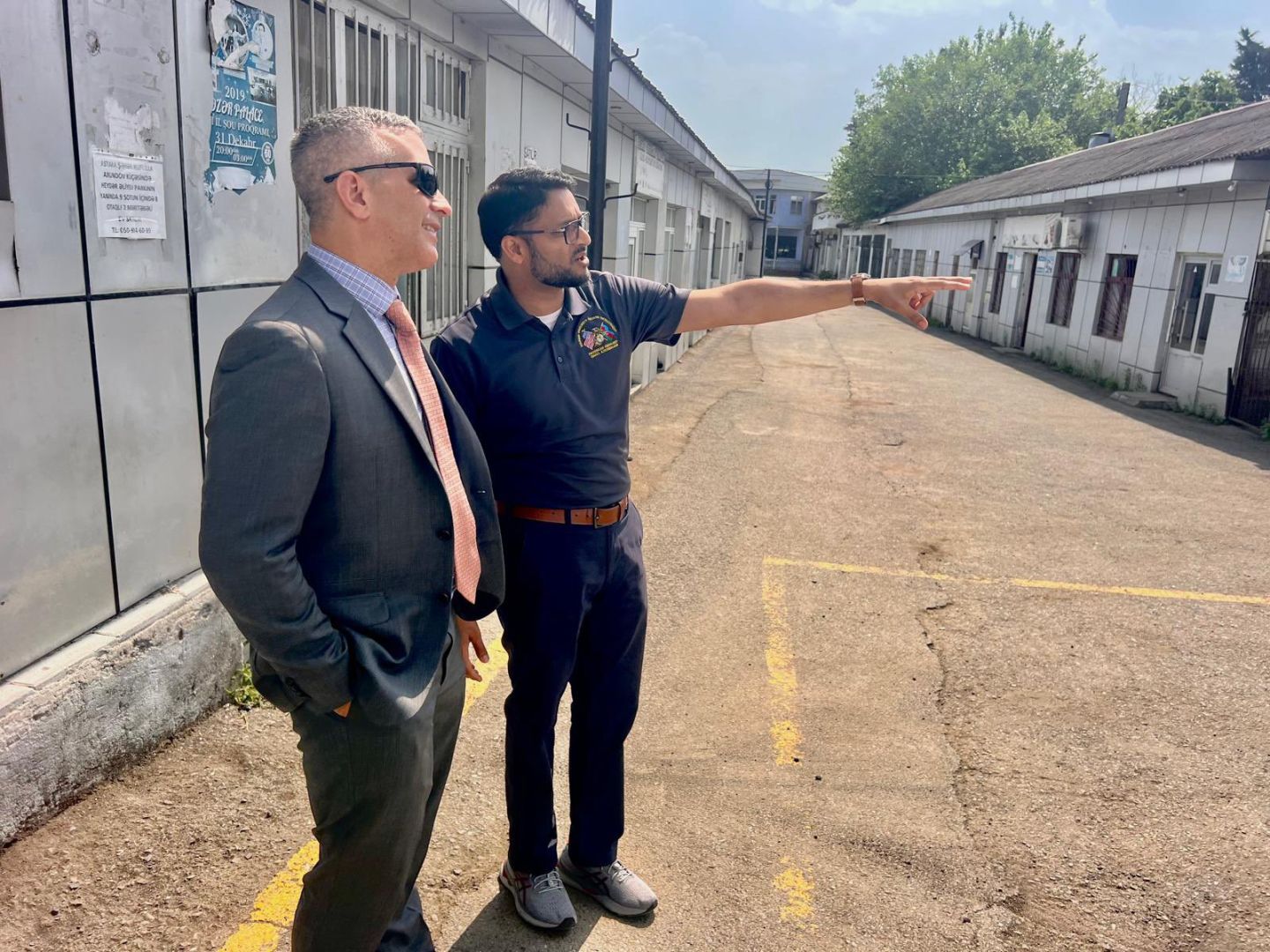American officials praise Azerbaijan’s support at border checkpoint