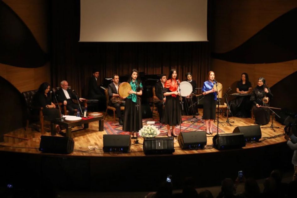 Int'l Mugham Center celebrates jubilee of acclaimed musician with gala concert [PHOTOS]