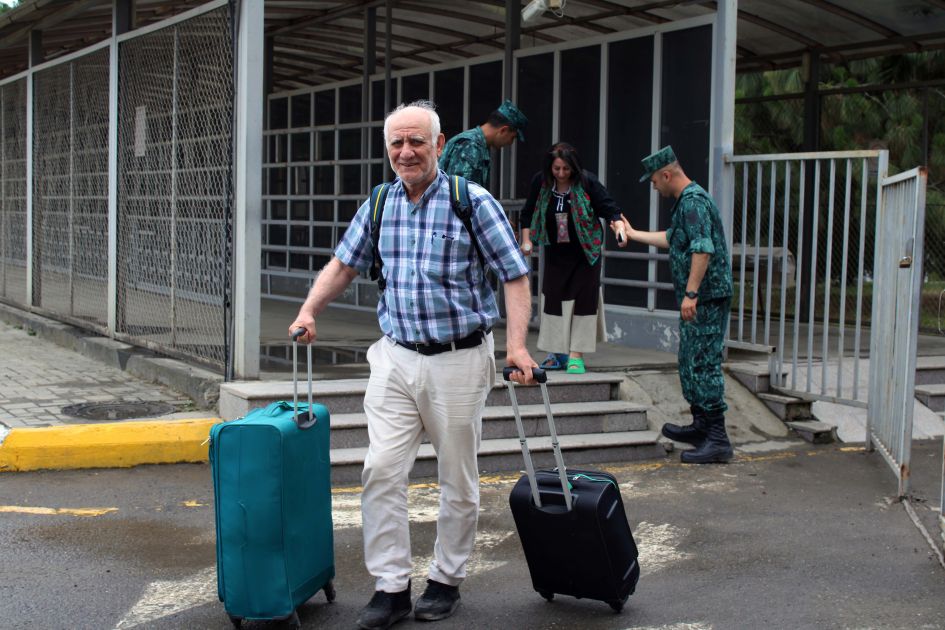 Evacuation continues at Astara border crossing, international citizens assisted