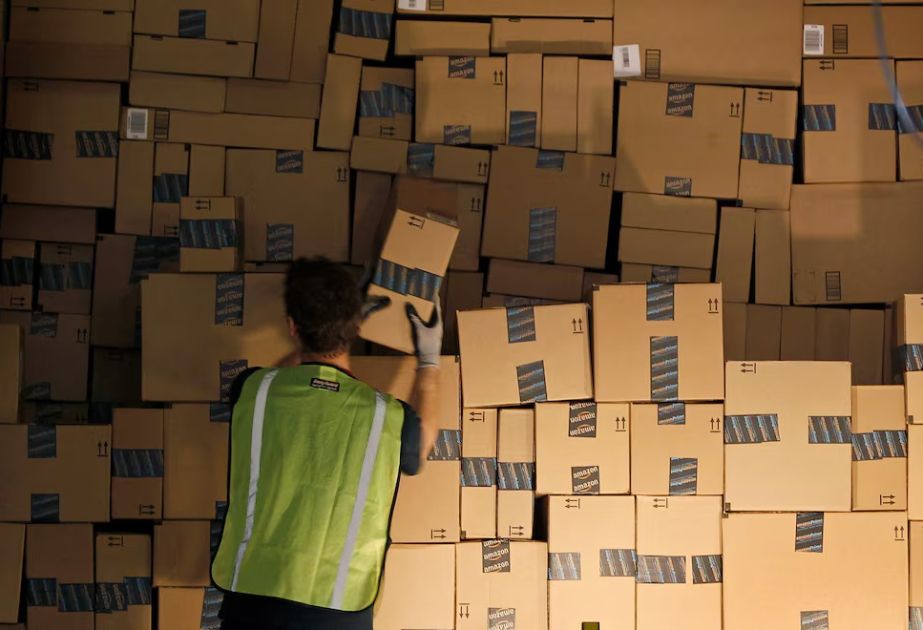 Amazon makes major Investment in UK
