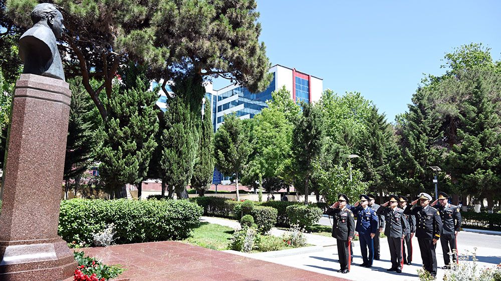 Defense Ministry leadership visits military hospital on Armed Forces Day [PHOTOS]