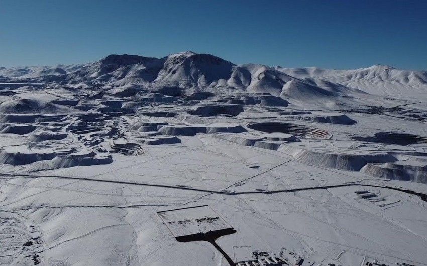 Snow fall in driest desert in world