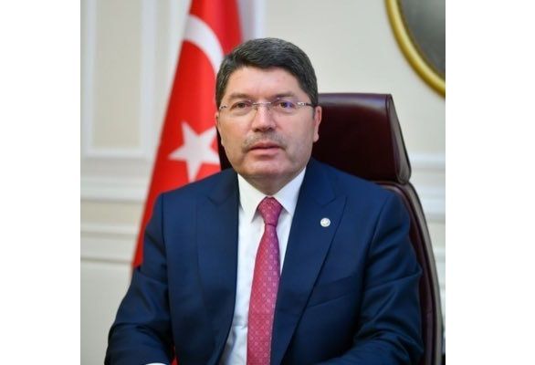 Turkish authorities arrest 17 suspects over recent forest fires, says Justice Minister