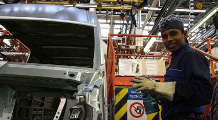 Italy accept up to 500,000 foreign workers in next three years