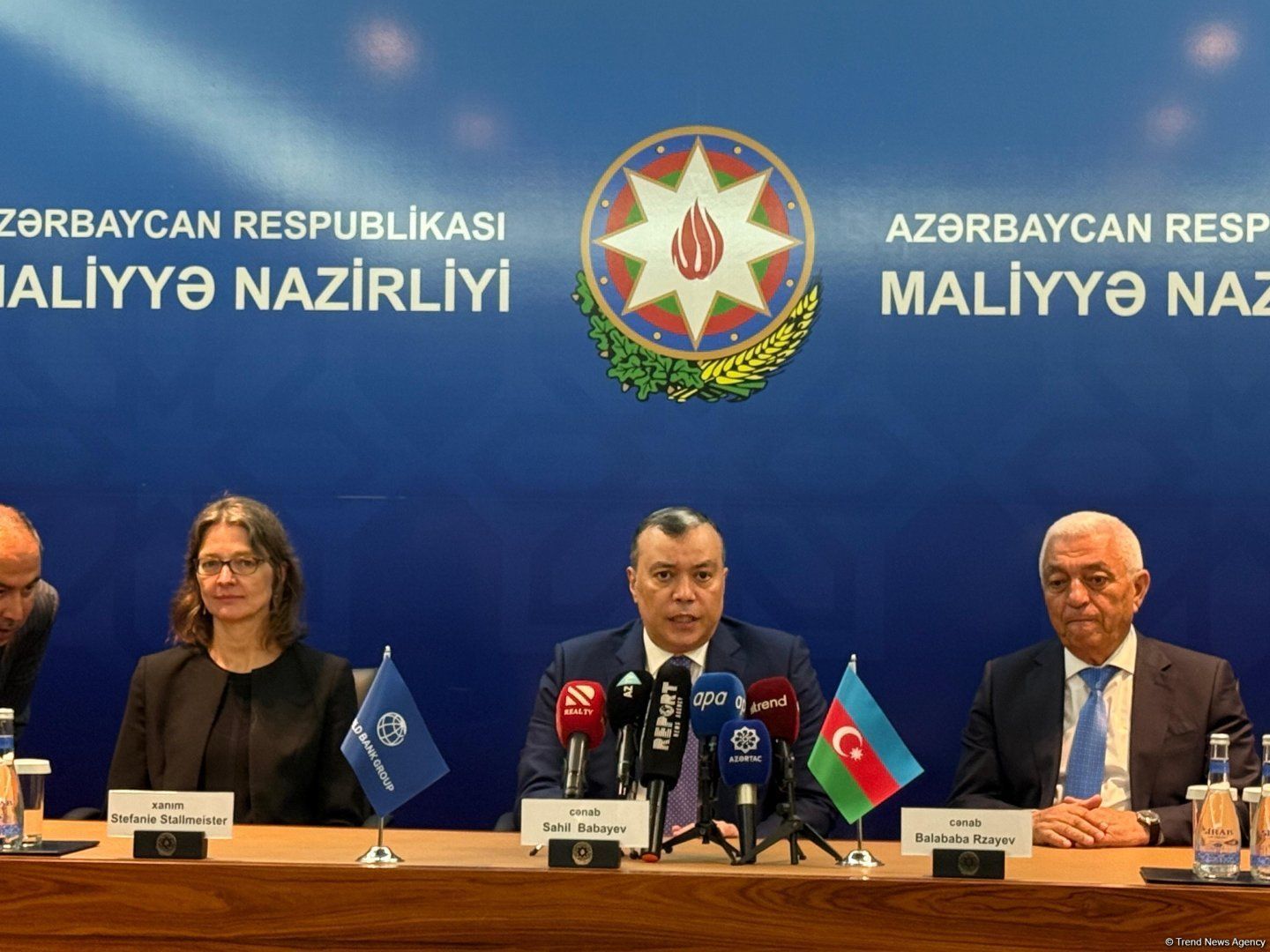 Azerbaijan to integrate 1.8 GW of renewable energy into grid through World Bank partnership