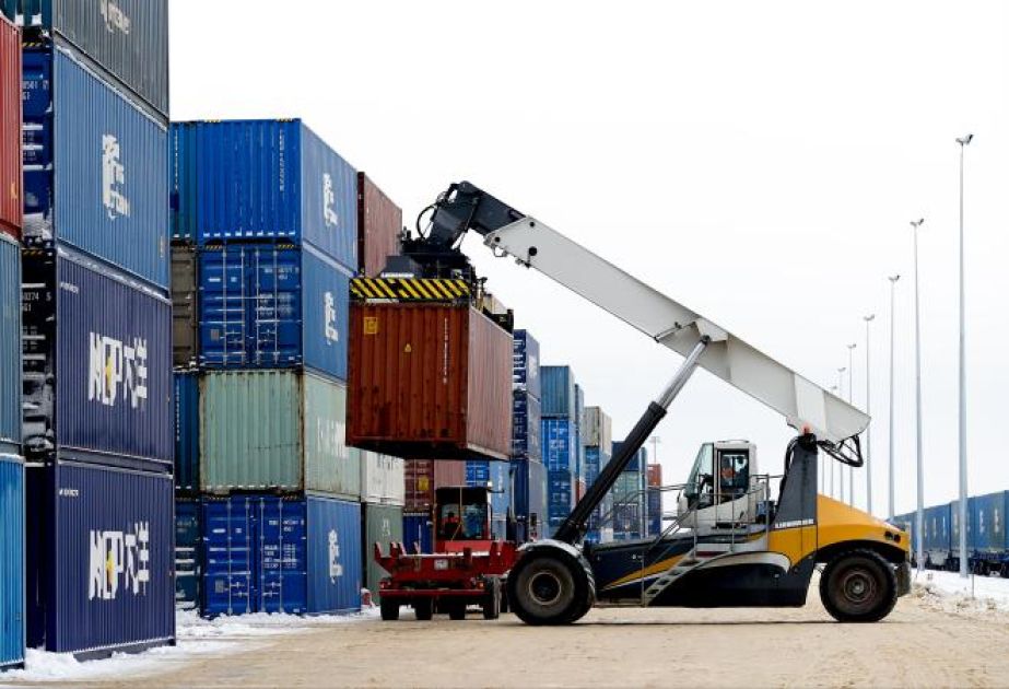 Turkiye's annual exports reach record $267 billion