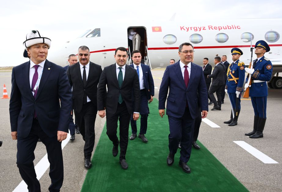 Kyrgyz President Sadyr Zhaparov arrives in Azerbaijan [PHOTOS]