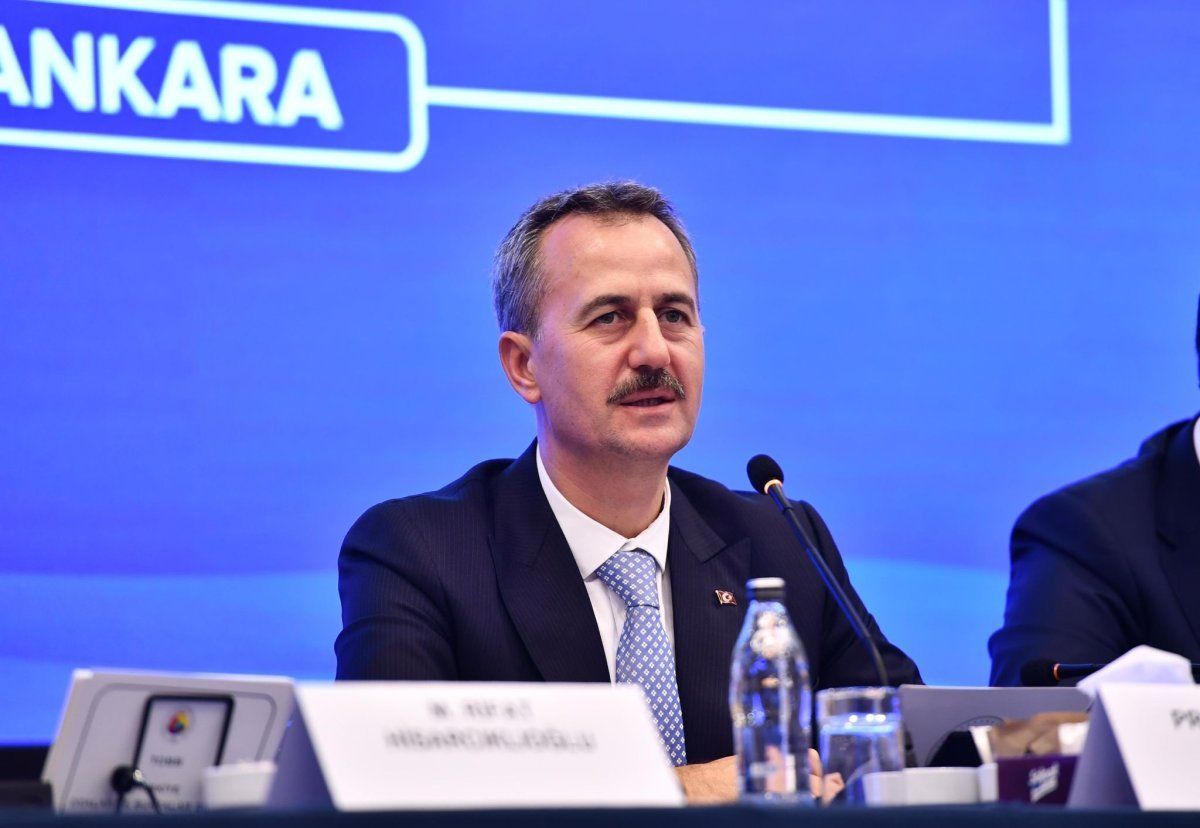 Turkiye unveils next-gen defence projects to reshape global military paradigms