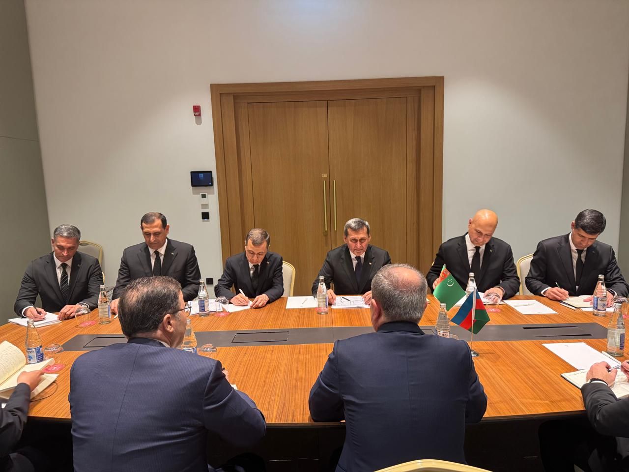 Azerbaijani, Turkmen FM meet during ECO summit in Khankendi