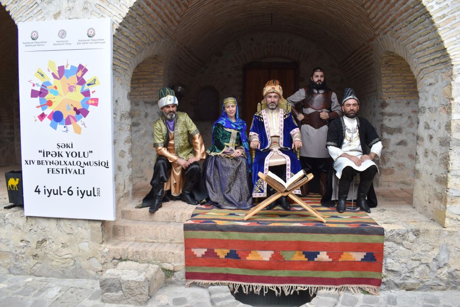 Sheki's ancient spirit shines through on city day and international festival [PHOTOS]