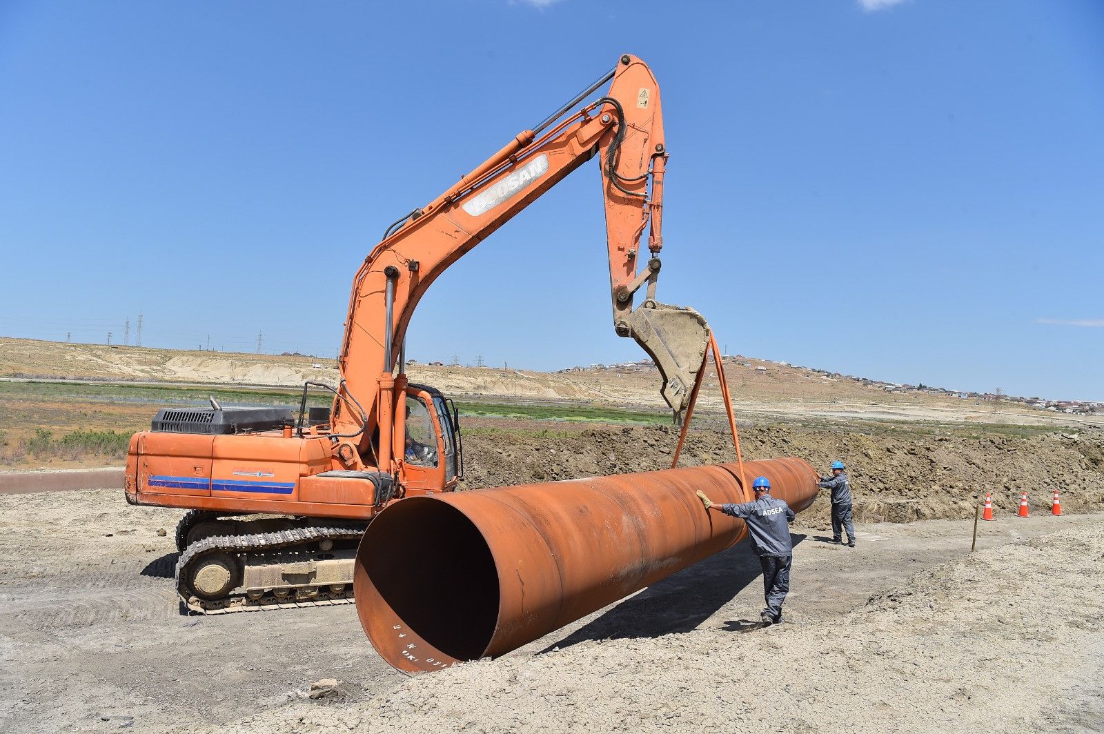Outdated section of main water line undergoing replacement in Baku