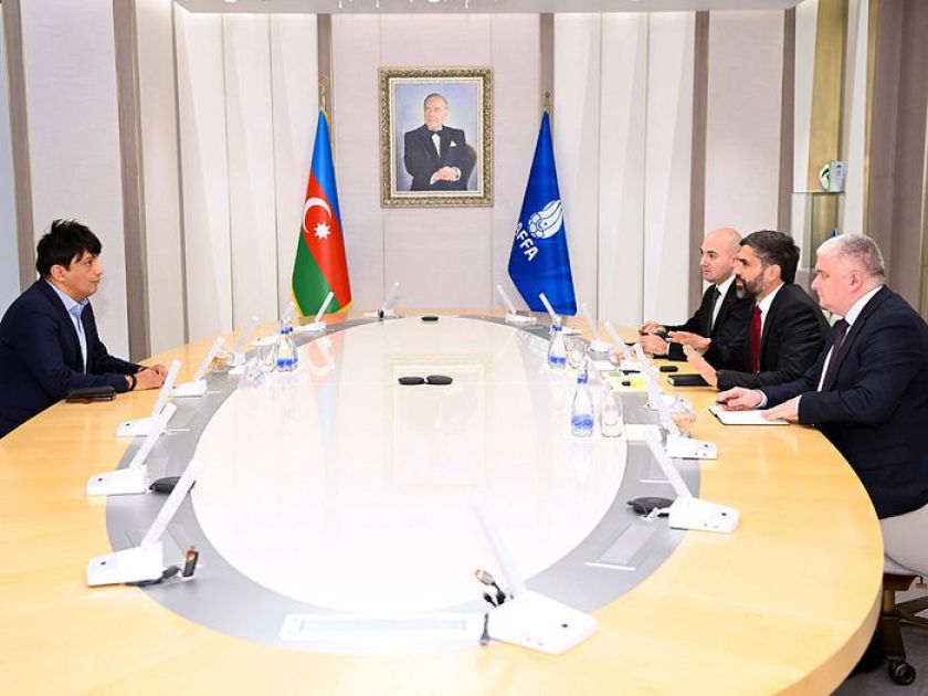 Azerbaijan, Pakistan exchange views on cooperation in football