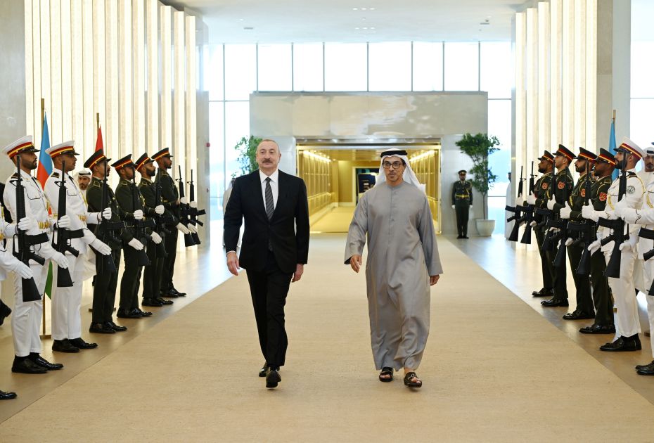 President Ilham Aliyev arrives in UAE for working visit [PHOTOS/VİDEO]