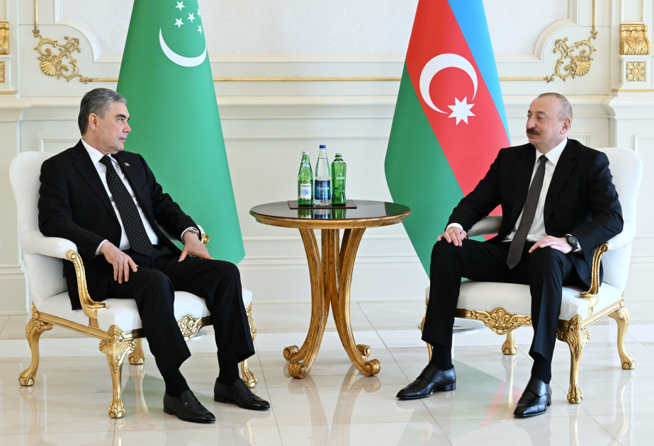 President Ilham Aliyev, Chairman of People's Council of Turkmenistan hold one-on-one meeting [PHOTOS]