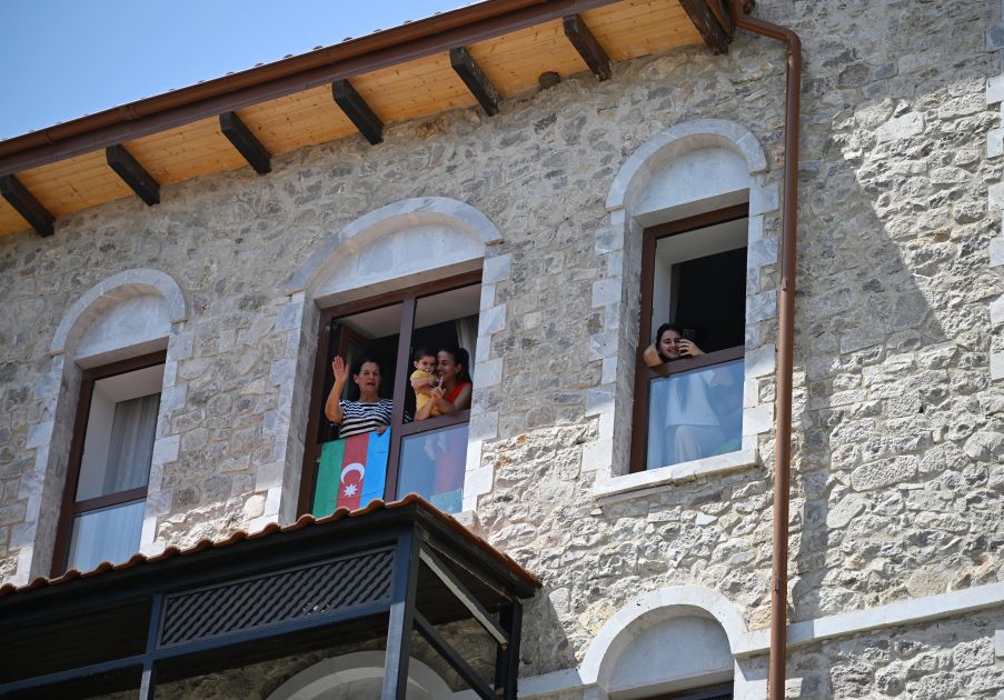 Slider Image 1