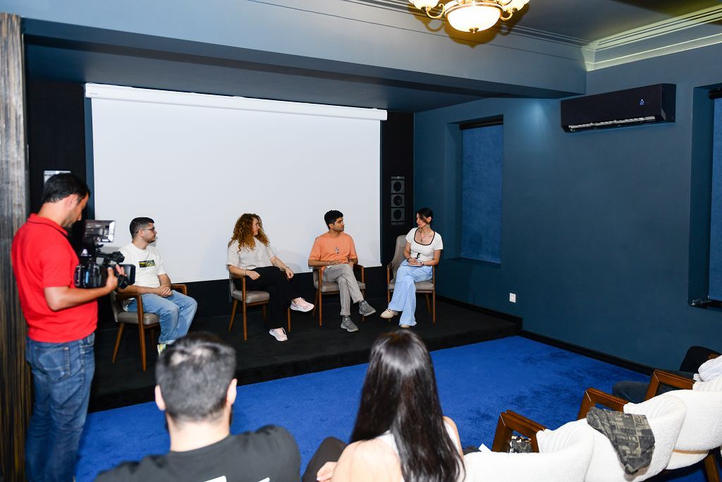 Azerbaijani filmmakers discuss strategies for success at international festivals [PHOTOS]