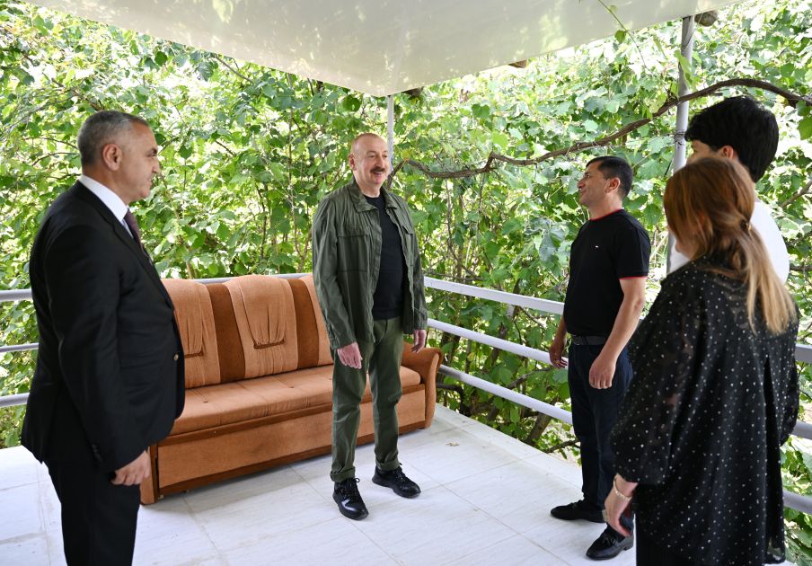 President Ilham Aliyev visits Khanyurdu village in Khojaly and meets with relocated residents [PHOTOS]