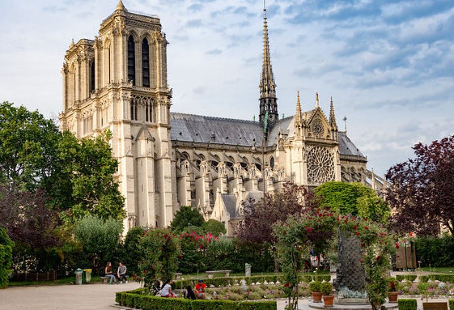 Microsoft develops digital twin of Notre Dame Cathedral