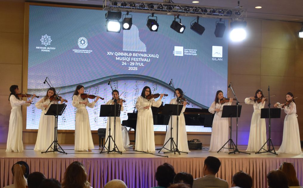 Detaşe-Sabah Violin Ensemble thrills audience at Gabala Int'l Music Festival [PHOTOS]