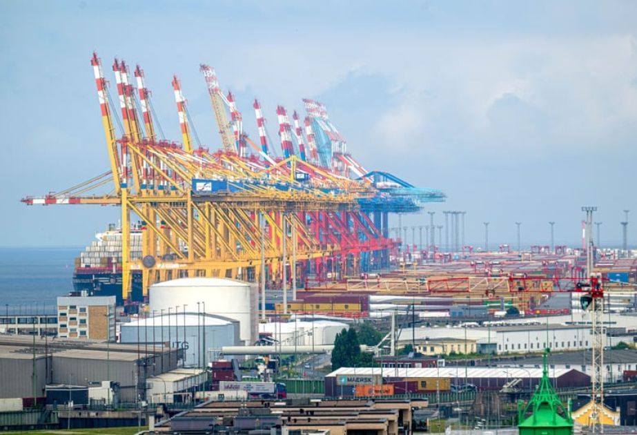Germany's gross domestic product fell in second quarter of year