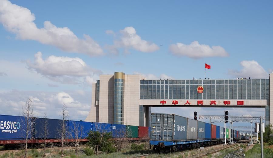 China-Mongolia border port handles milestone 20,000 China-Europe freight trains