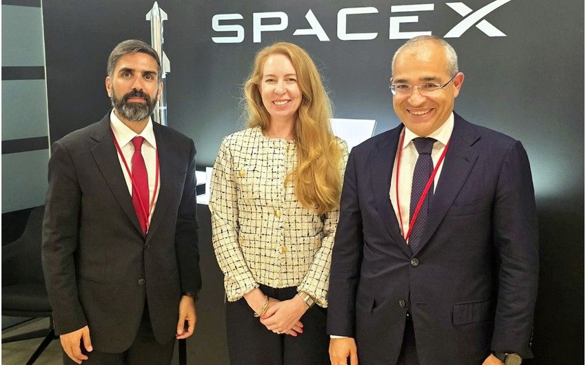 Azerbaijan explores cooperation opportunities with SpaceX
