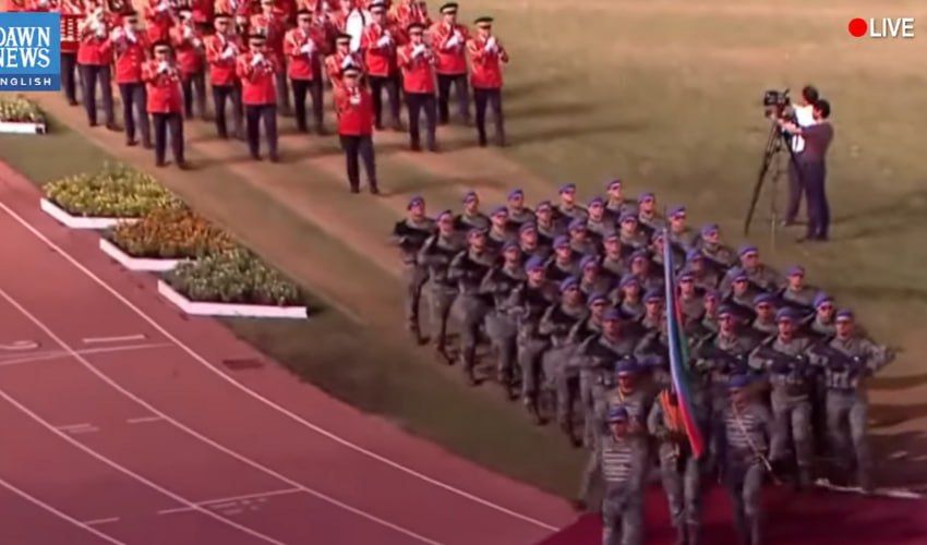 Azerbaijani servicemen take part in Pakistan’s Independence Day parade [VIDEO]