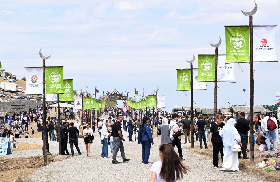 Foreign tourists join Azerbaijan’s celebration of highland and nomadic traditions [PHOTOS]
