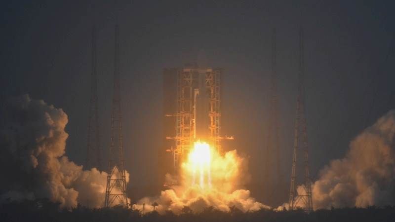 Rakuten, Amazon prepare separate bids to launch mobile satellite internet services in Japan