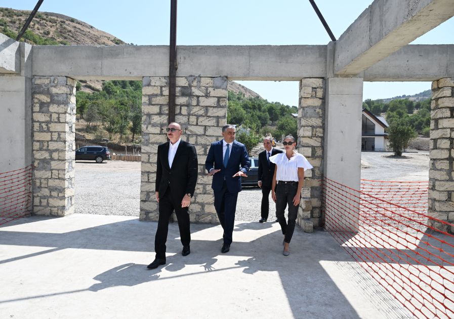President Ilham Aliyev and First Lady Mehriban Aliyeva inspect construction of Hajikend recreation complex [PHOTOS]