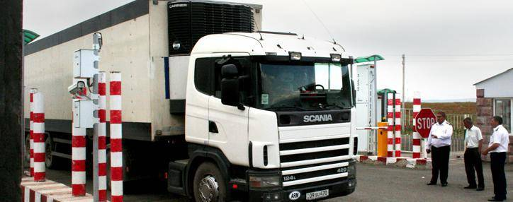 Russia blocks Armenian agricultural exports amid renewed tensions