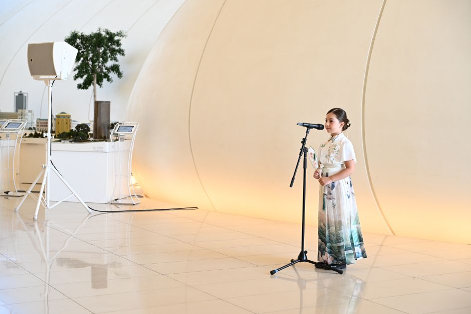 Slider Image 1