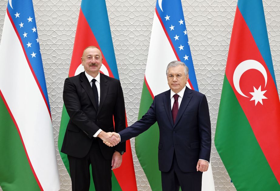 President Ilham Aliyev congratulates Uzbek President Shavkat Mirziyoyev