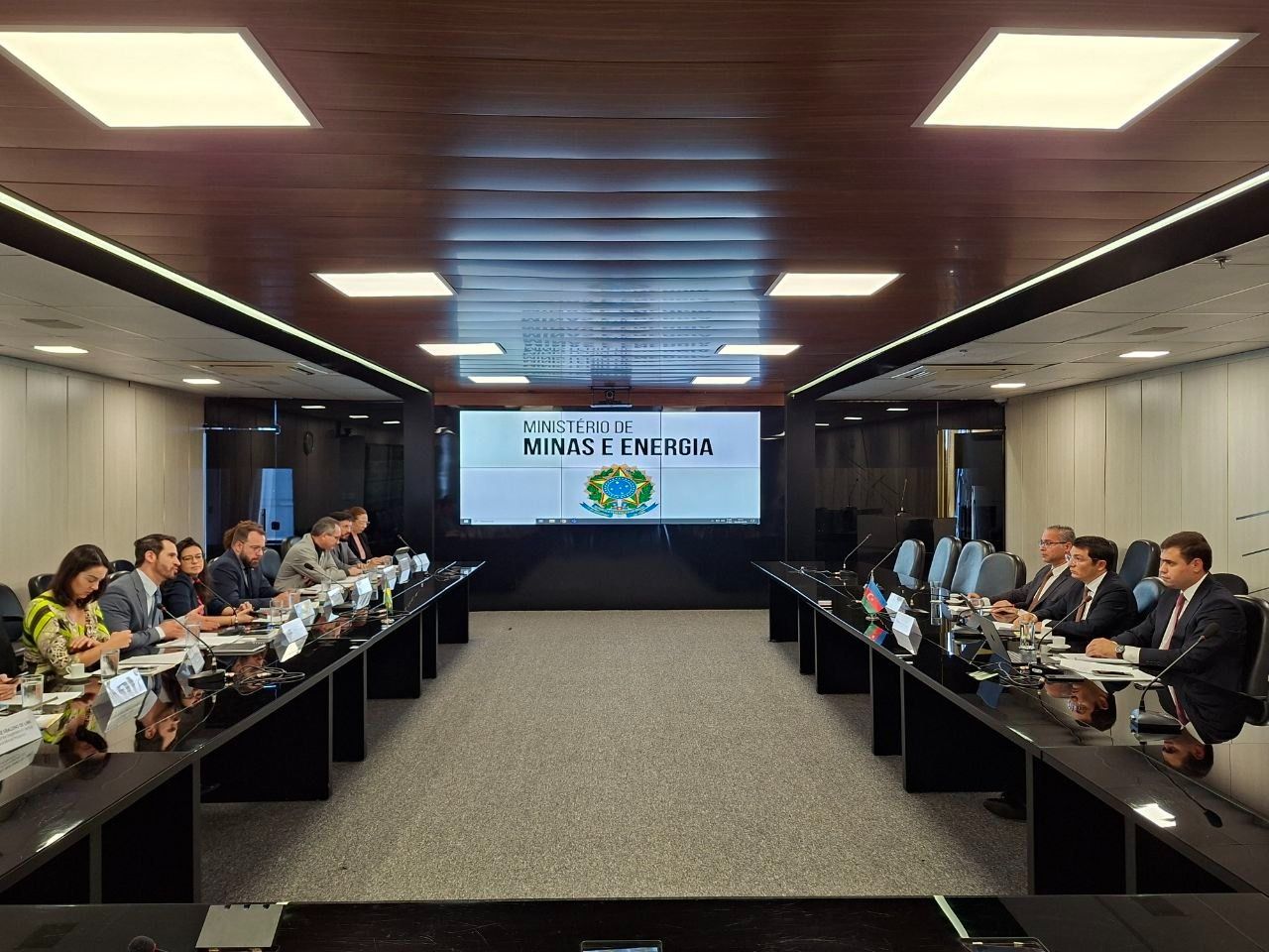 Azerbaijan, Brazil explore cooperation in energy and mining