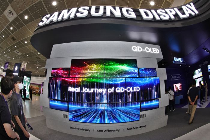 Samsung Display to reveal digital cockpit at German expo