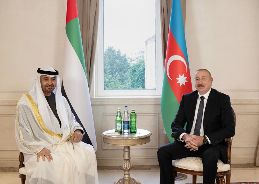 President Ilham Aliyev holds one-on-one meeting with President of United Arab Emirates [PHOTOS]
