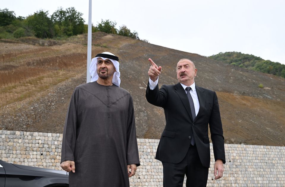 President Ilham Aliyev, UAE President pose for photo against background of Dashalti village in Shusha district [PHOTOS]