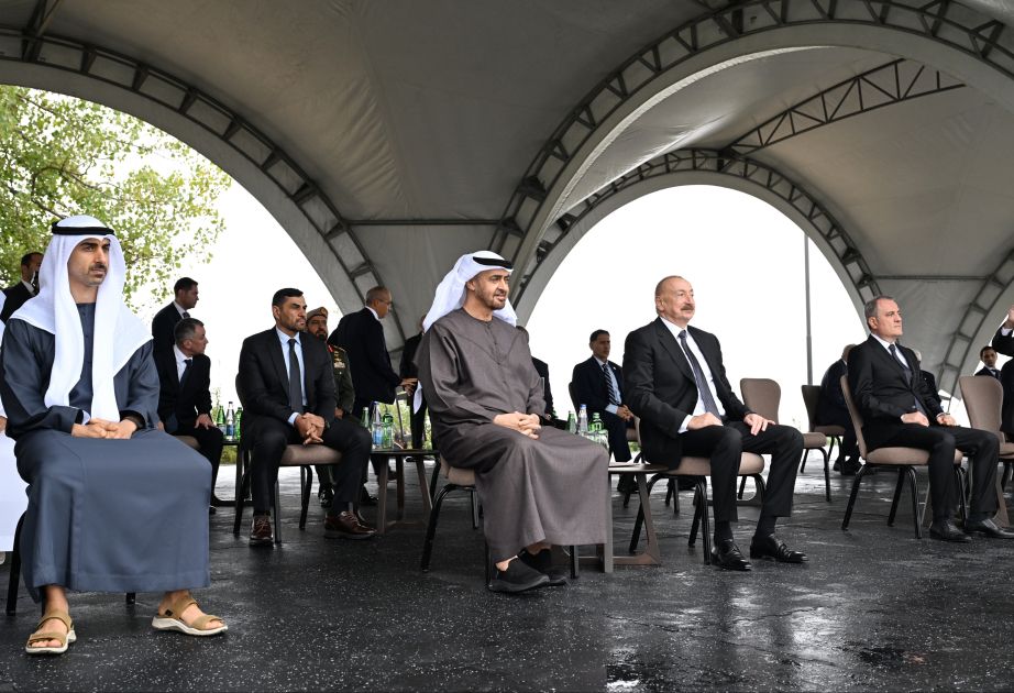 President Ilham Aliyev, UAE President watch Garabagh horses show at Jidir Duzu [PHOTOS]