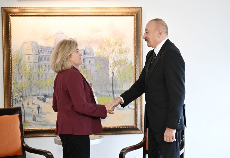 President Ilham Aliyev meets with CEO and President of Franklin Templeton in New York [PHOTOS]