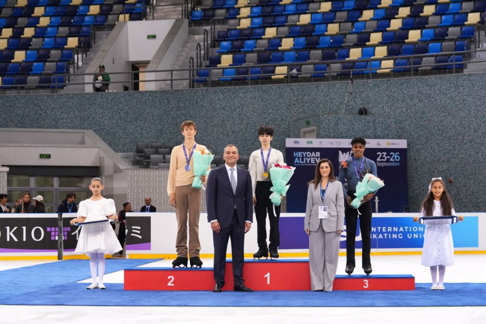 New medalists crowned at ISU Junior Figure Skating Grand Prix in Baku [PHOTOS]