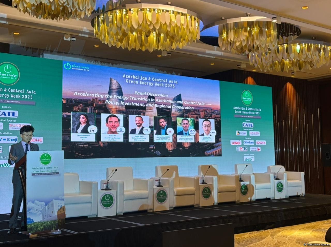 Baku hosts day two of Azerbaijan & Central Asia Green Energy Week 2025