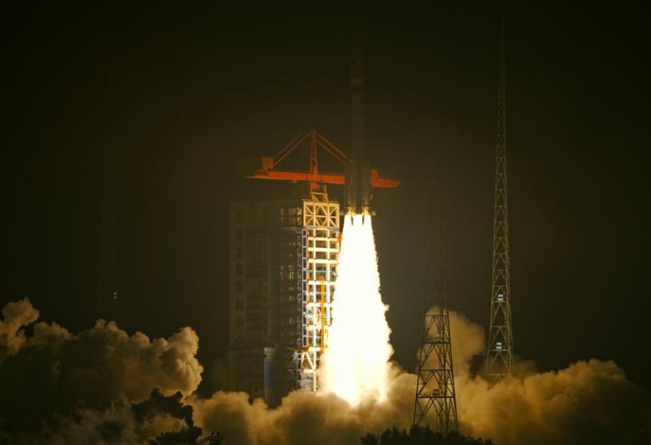 China launches low Earth orbit satellite group