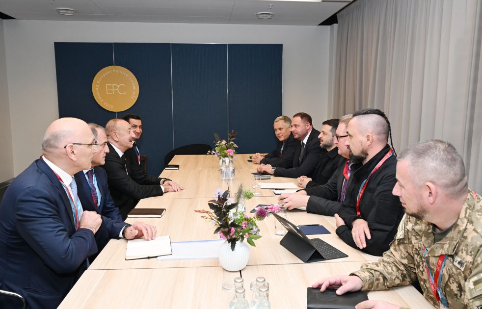 President Ilham Aliyev meets with Ukrainian president in Copenhagen [PHOTOS]