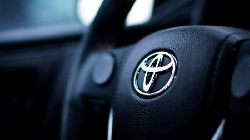 Toyota issues recall for vehicles due to rearview mirror defect