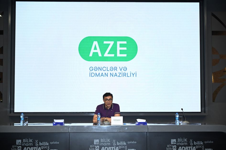 Youth and Sports Minister holds meeting with athletes [PHOTOS]