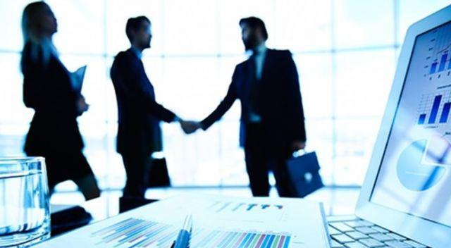 Private sector drives growth in employment contracts in Azerbaijan