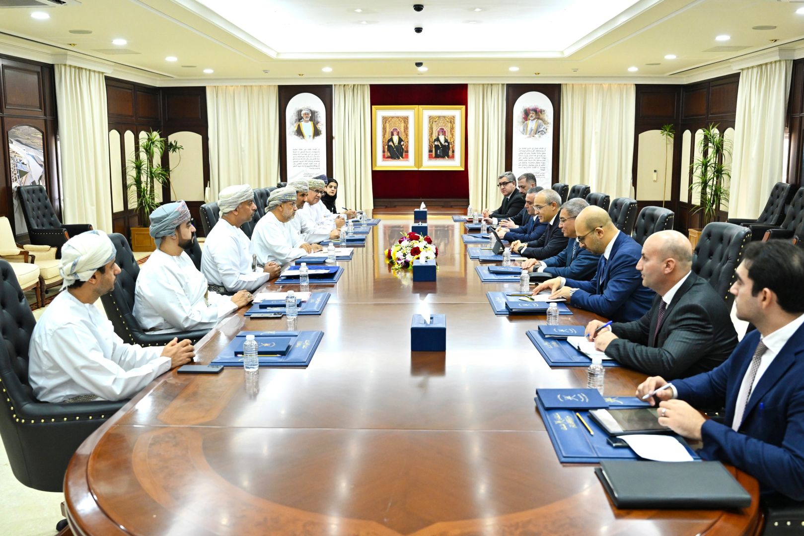 Azerbaijan and Oman discuss opportunities to strengthen economic ties